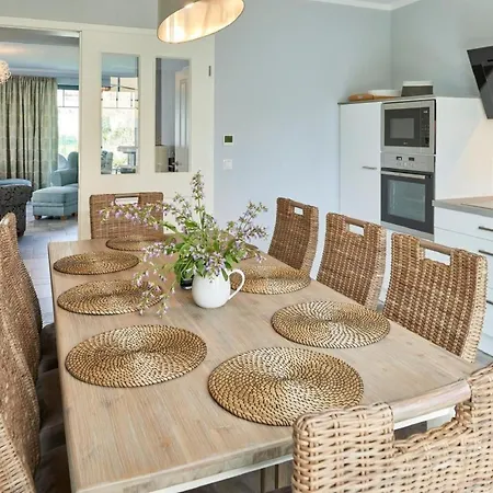 In Mit Grosser Sauna By Interhome Ferienhaus Sellin (Rugen)