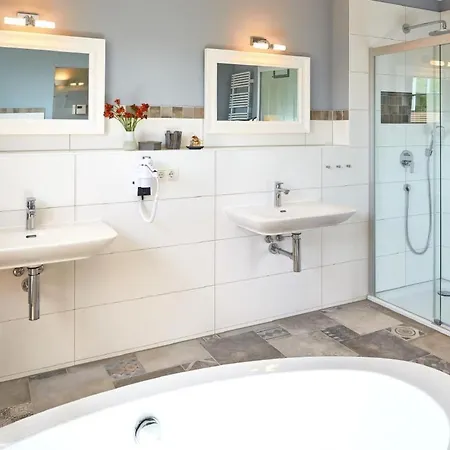 In Mit Grosser Sauna By Interhome